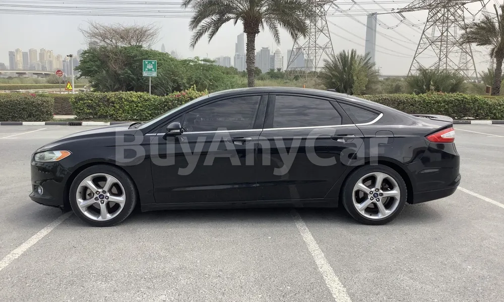 Vehicle photo 4