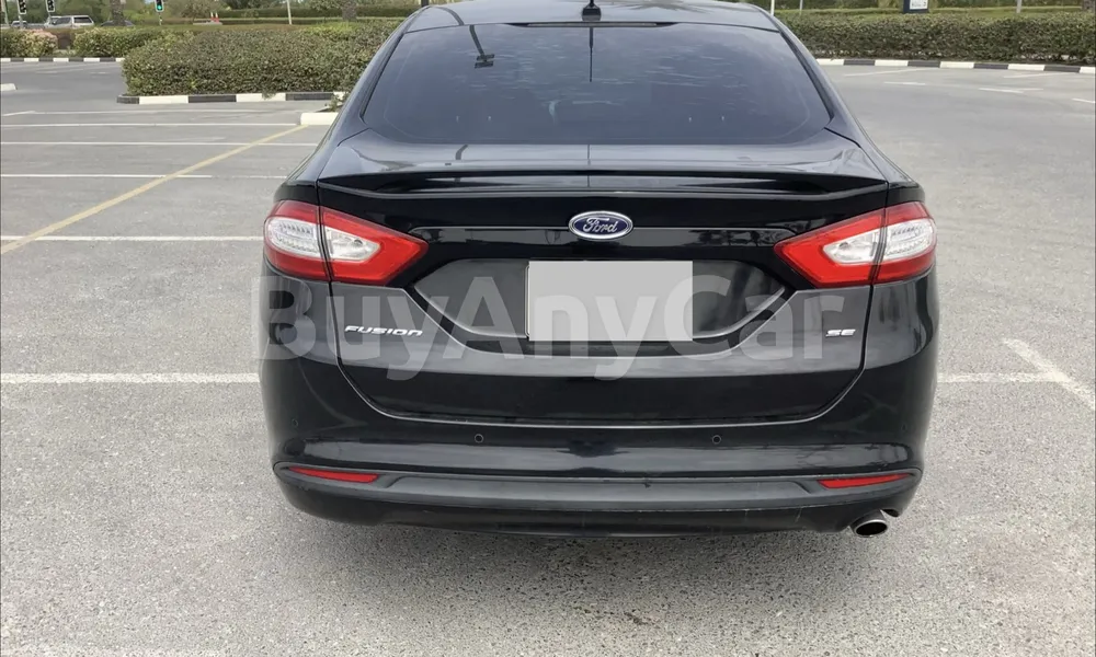 Vehicle photo 2