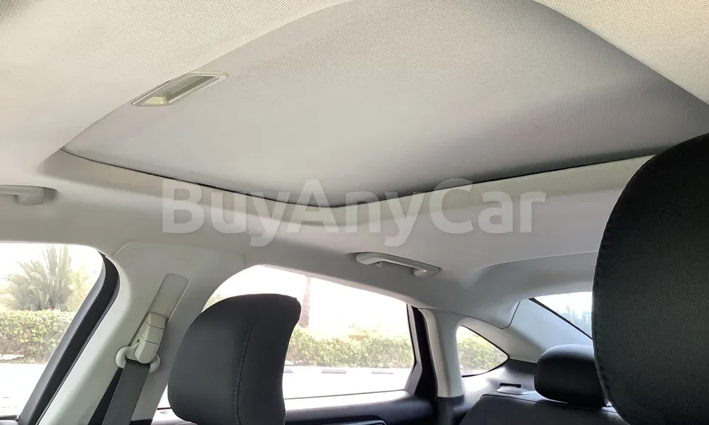 Vehicle photo 9