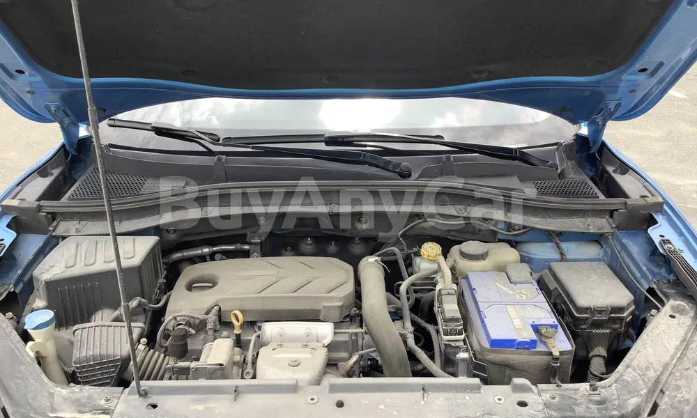 Vehicle photo 6