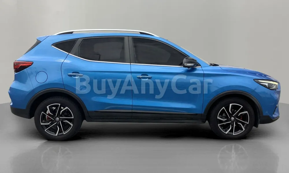 Vehicle photo 3