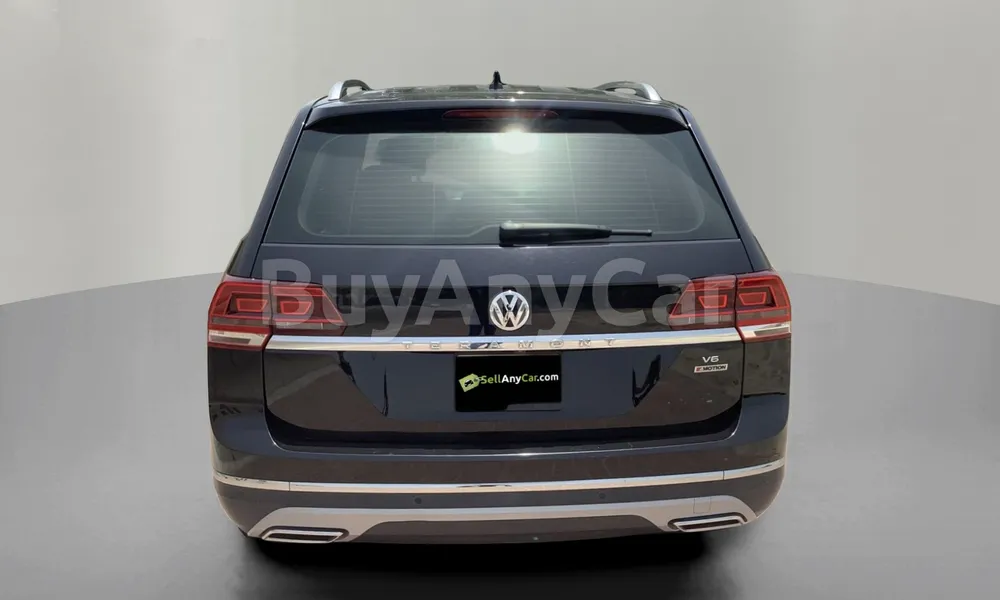 Vehicle photo 2