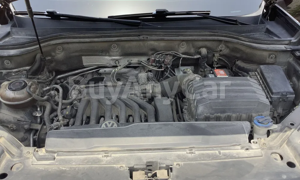 Vehicle photo 6