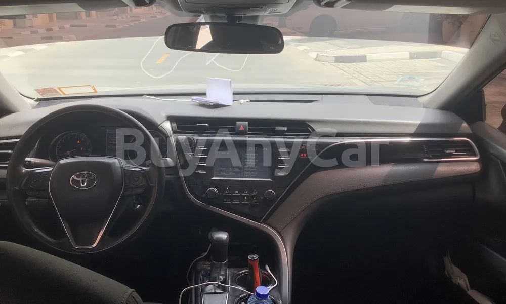 Vehicle photo 8