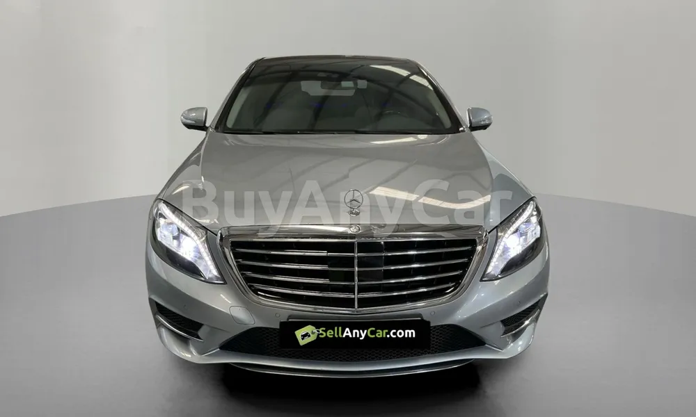 Vehicle photo 1