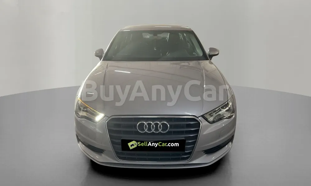 Vehicle photo 1