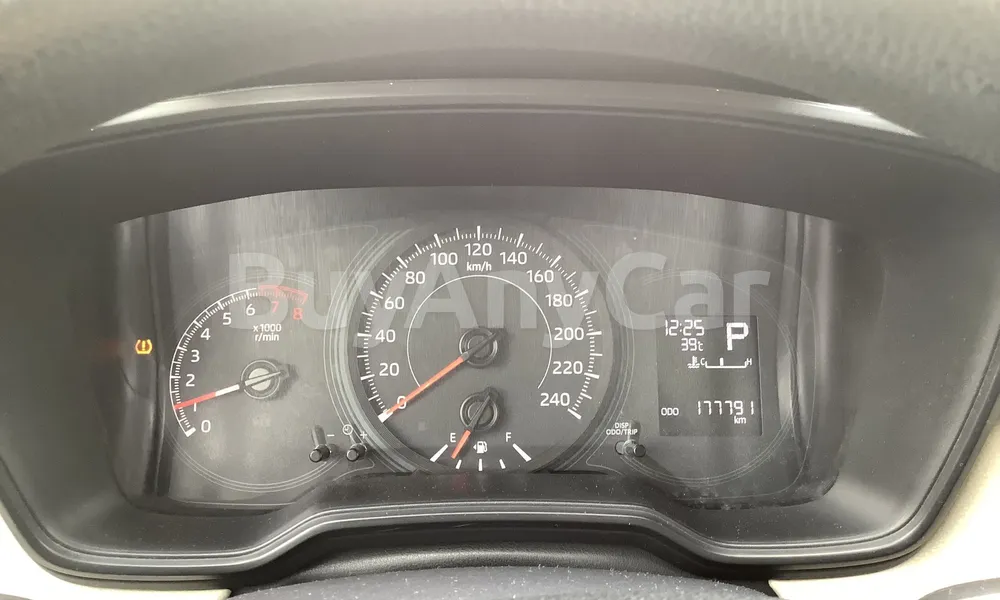 Vehicle photo 7