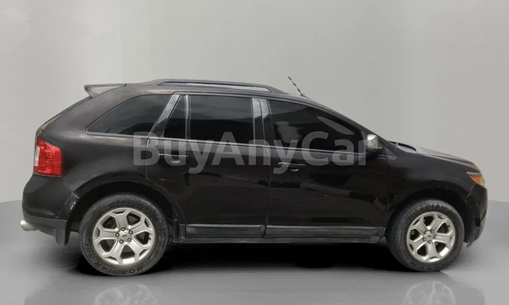 Vehicle photo 3