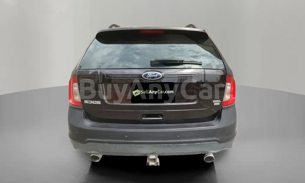 Vehicle photo 2