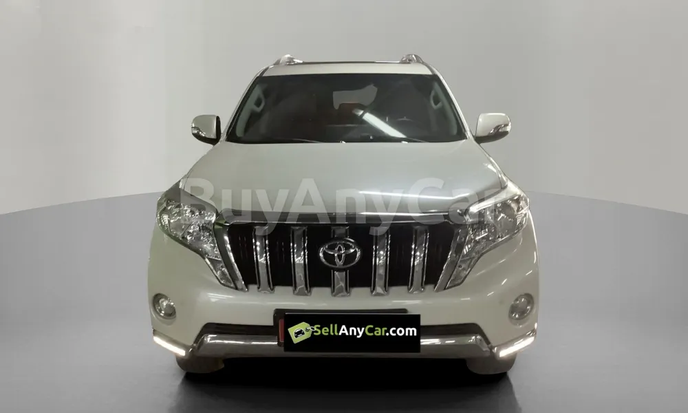 Vehicle photo 1