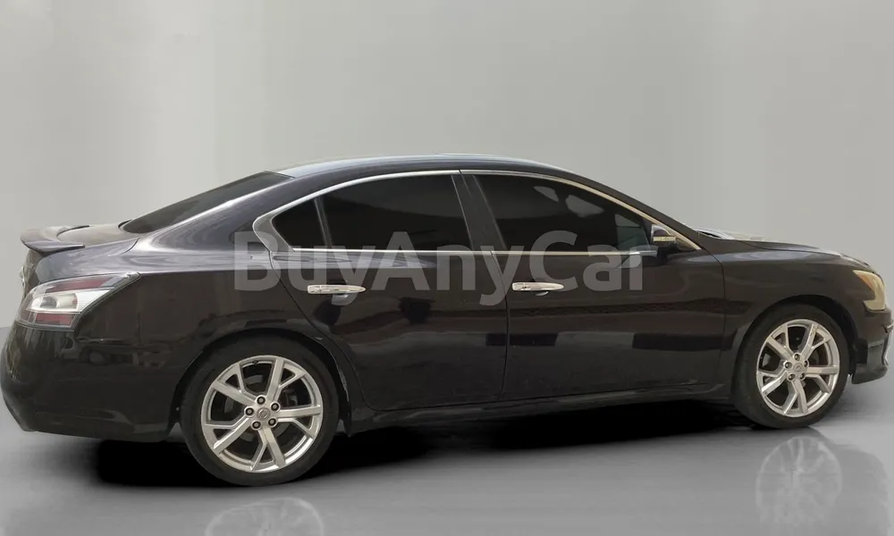 Vehicle photo 5