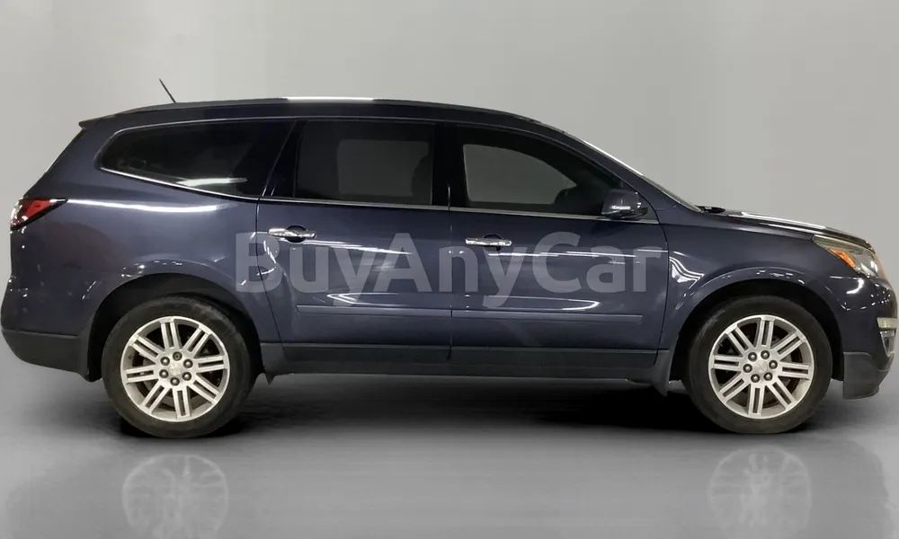 Vehicle photo 4