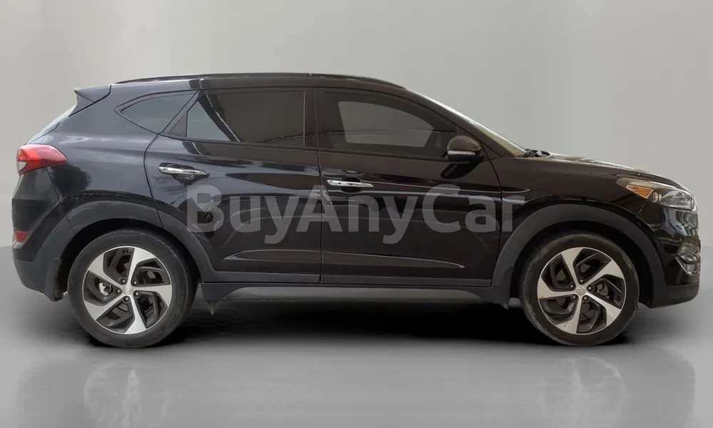 Vehicle photo 3