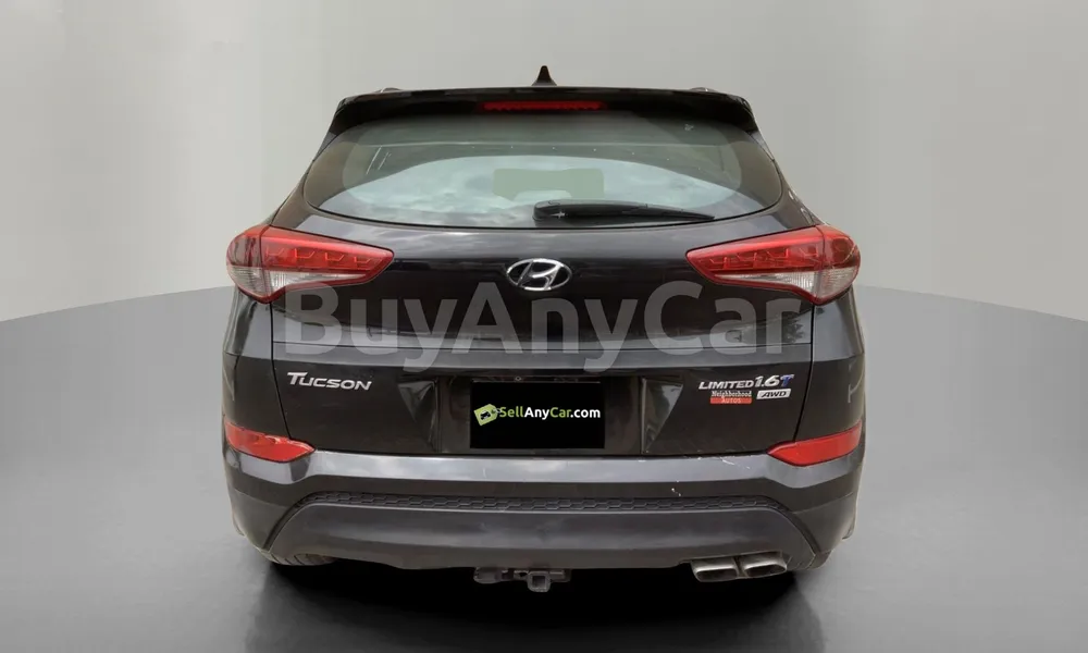 Vehicle photo 2