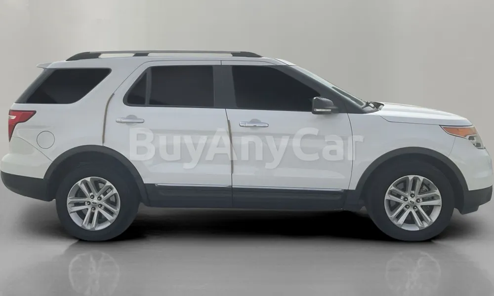 Vehicle photo 4
