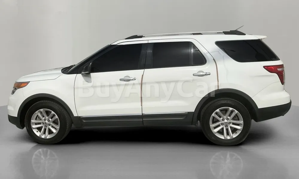 Vehicle photo 7