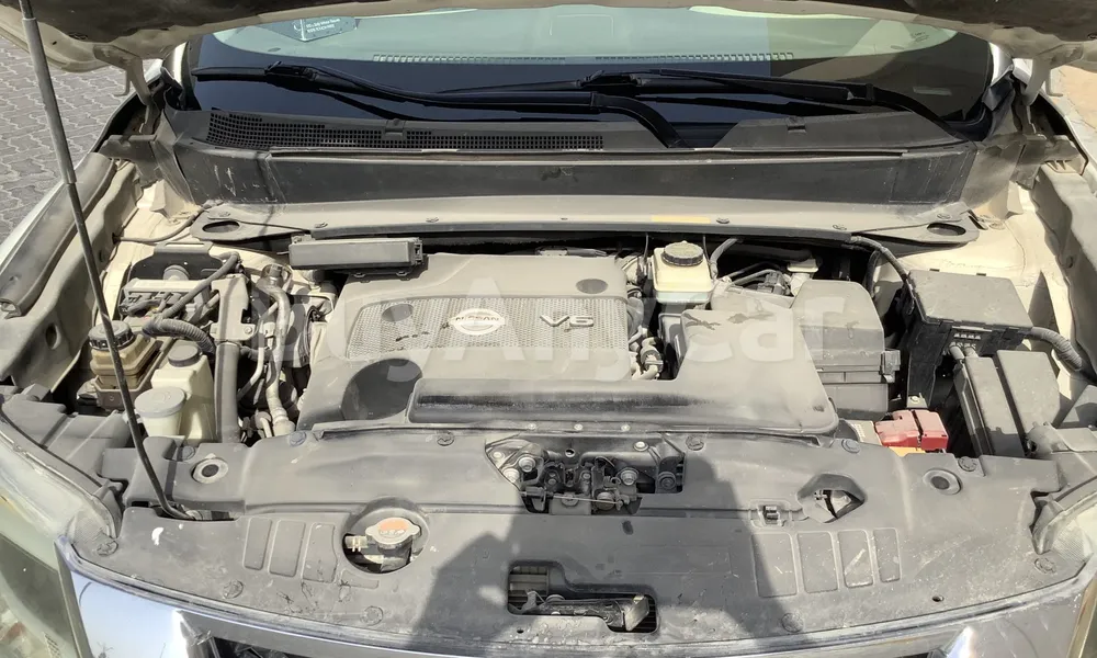 Vehicle photo 6