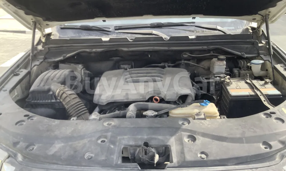 Vehicle photo 6
