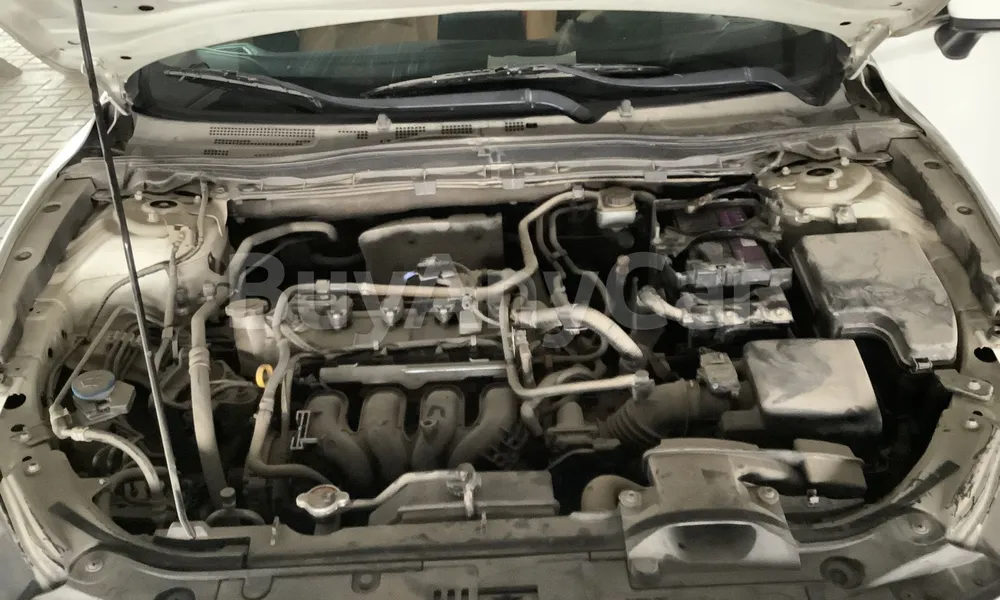 Vehicle photo 6