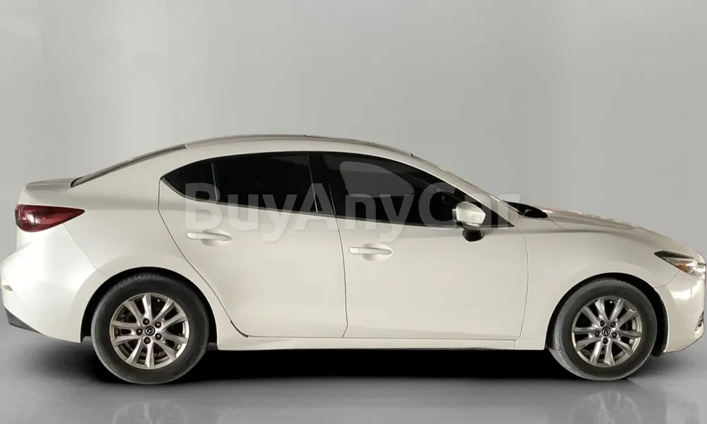 Vehicle photo 3