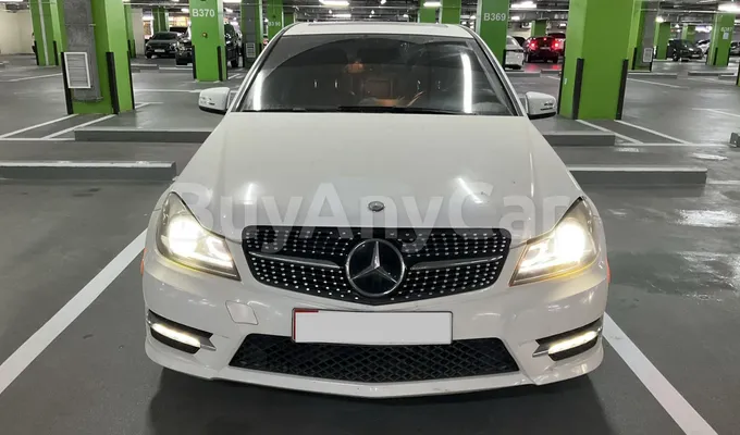 carsDetail