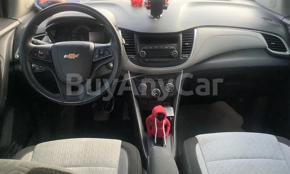 Vehicle photo 7