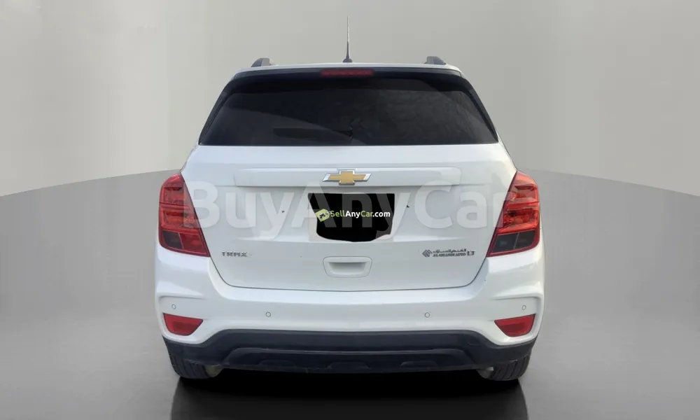 Vehicle photo 2