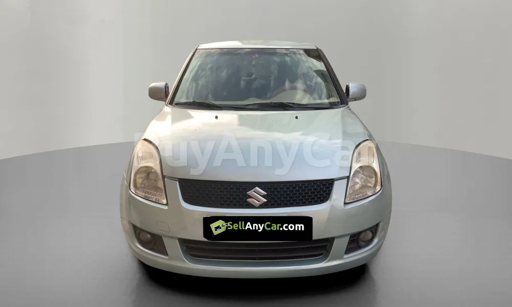 Vehicle photo 1