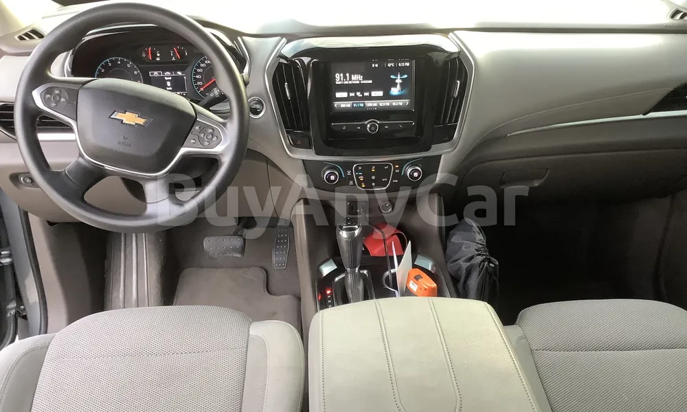 Vehicle photo 8
