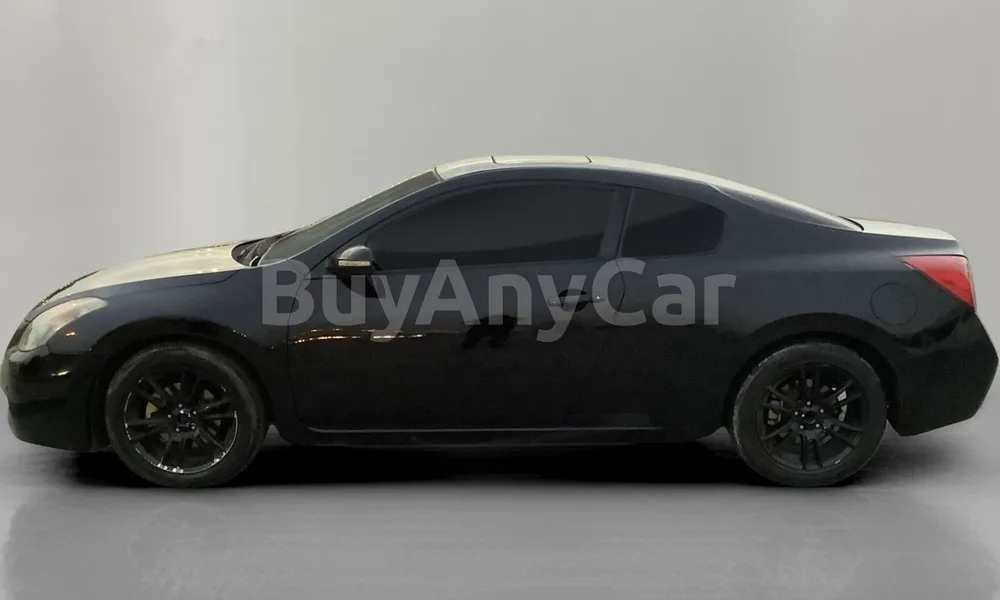 Vehicle photo 4