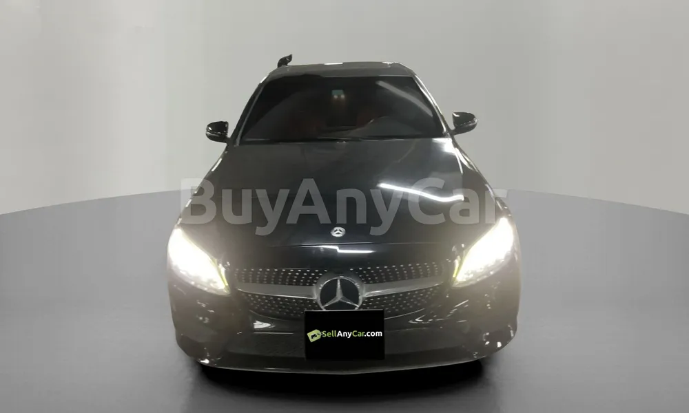 Vehicle photo 1