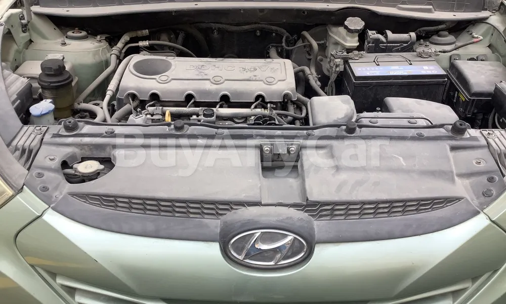 Vehicle photo 9