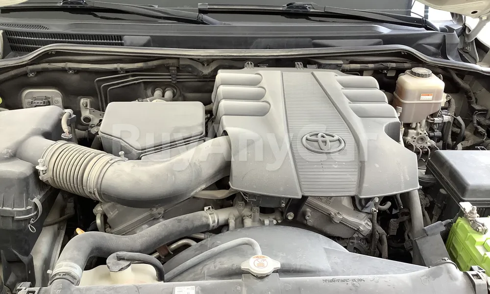 Vehicle photo 7