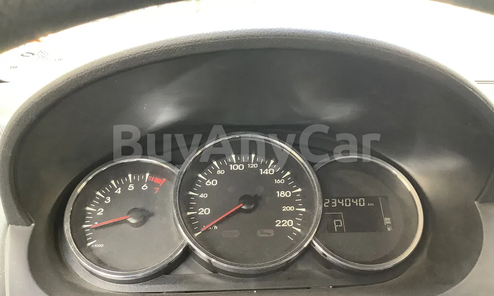 Vehicle photo 7