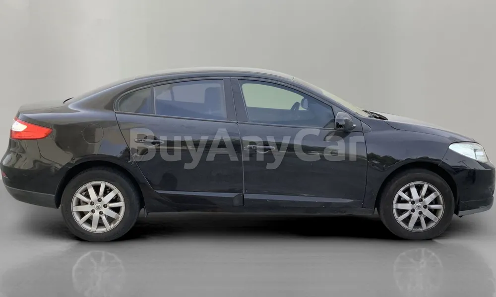Vehicle photo 3