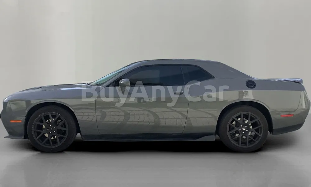 Vehicle photo 4