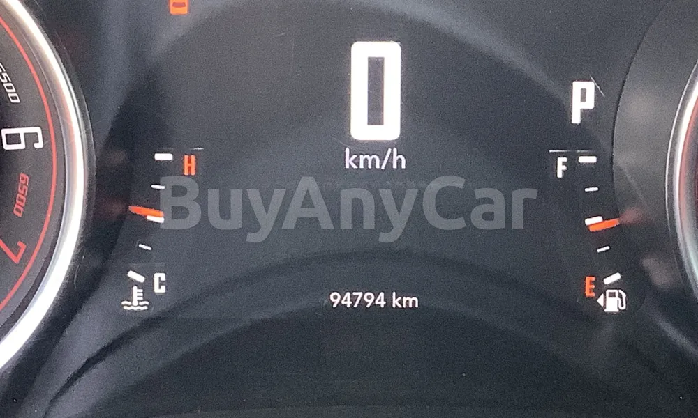 Vehicle photo 9
