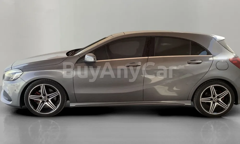 Vehicle photo 5