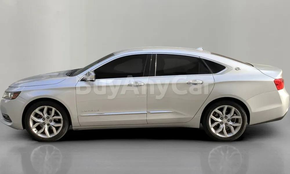 Vehicle photo 3