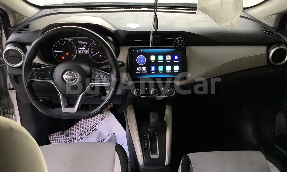 Vehicle photo 5