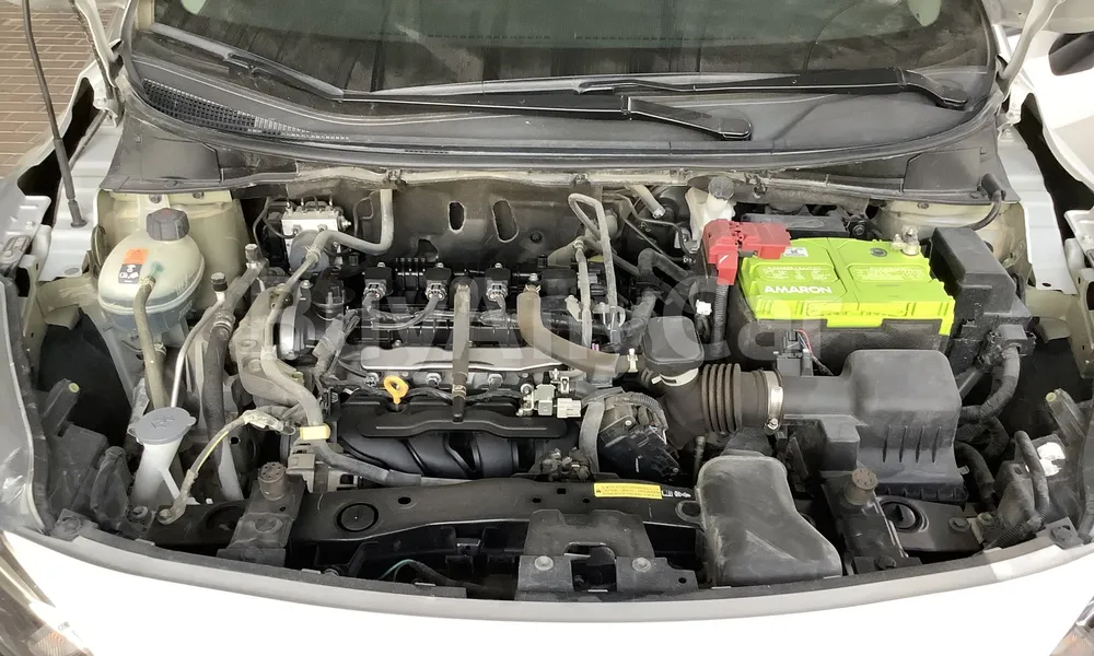 Vehicle photo 7