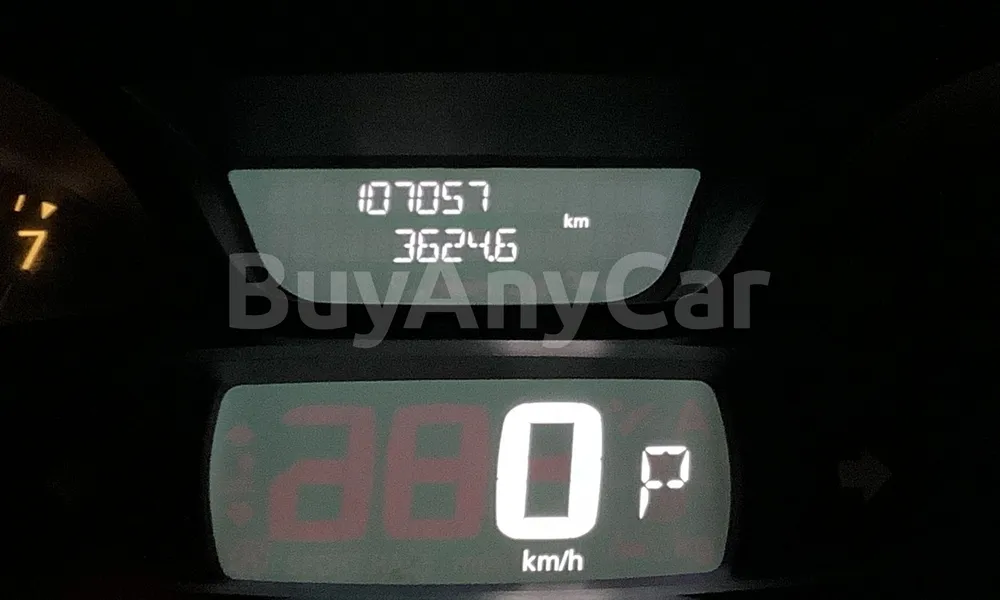 Vehicle photo 6