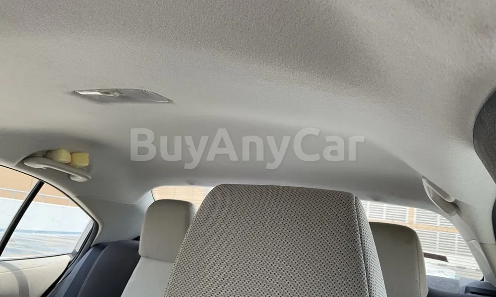 Vehicle photo 8