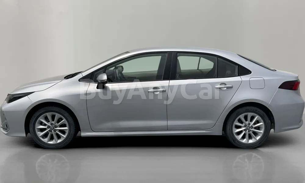 Vehicle photo 4