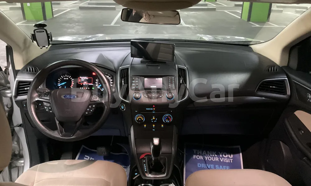 Vehicle photo 8