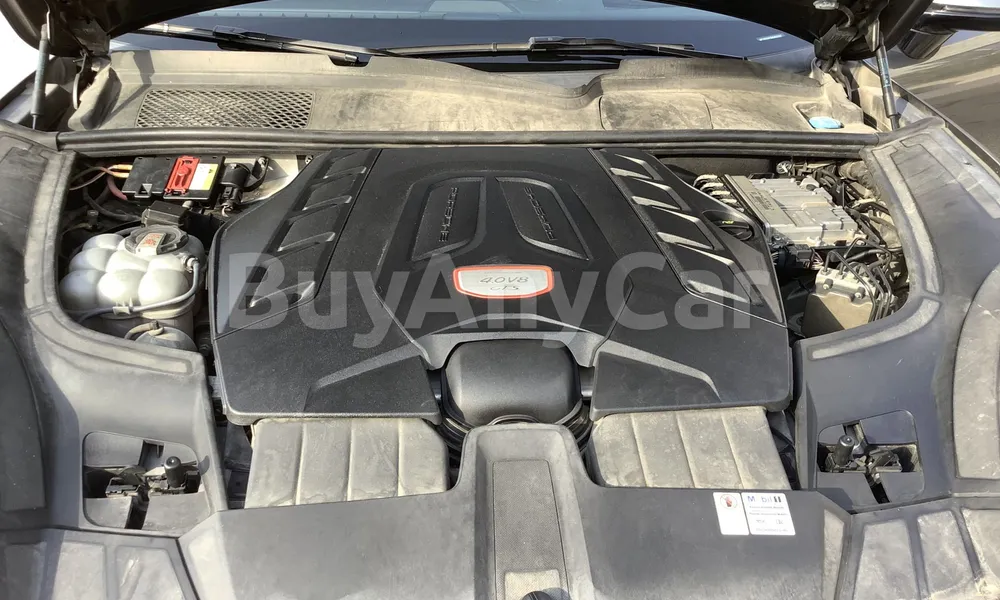 Vehicle photo 6