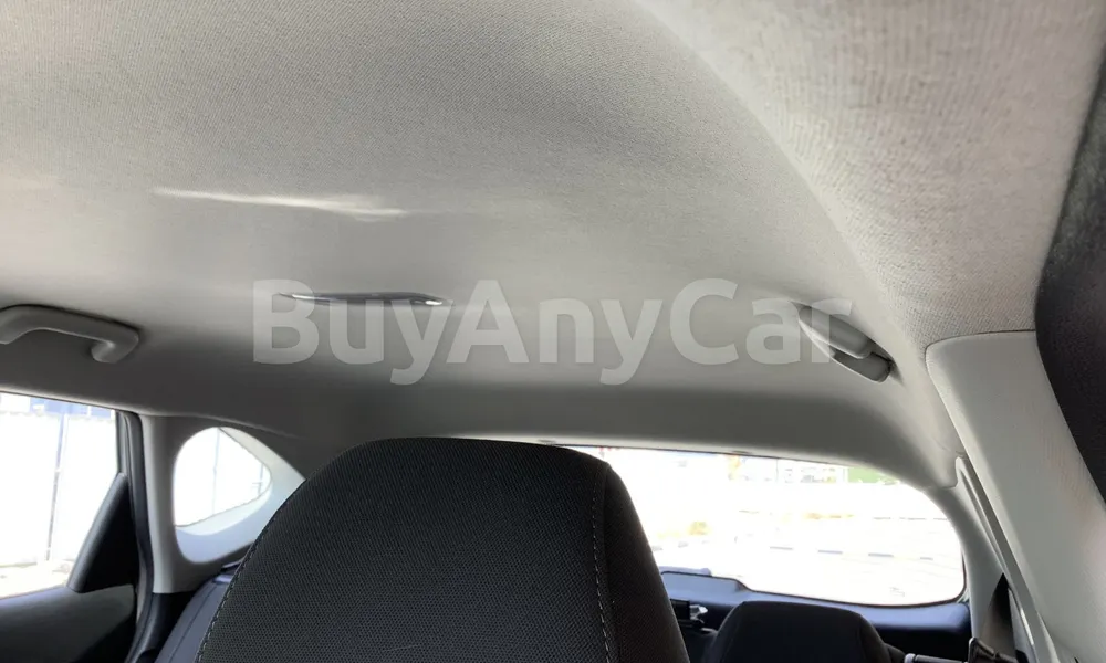 Vehicle photo 9