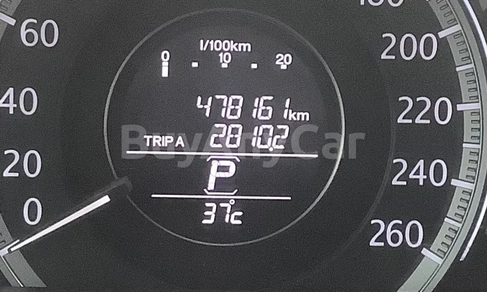 Vehicle photo 5