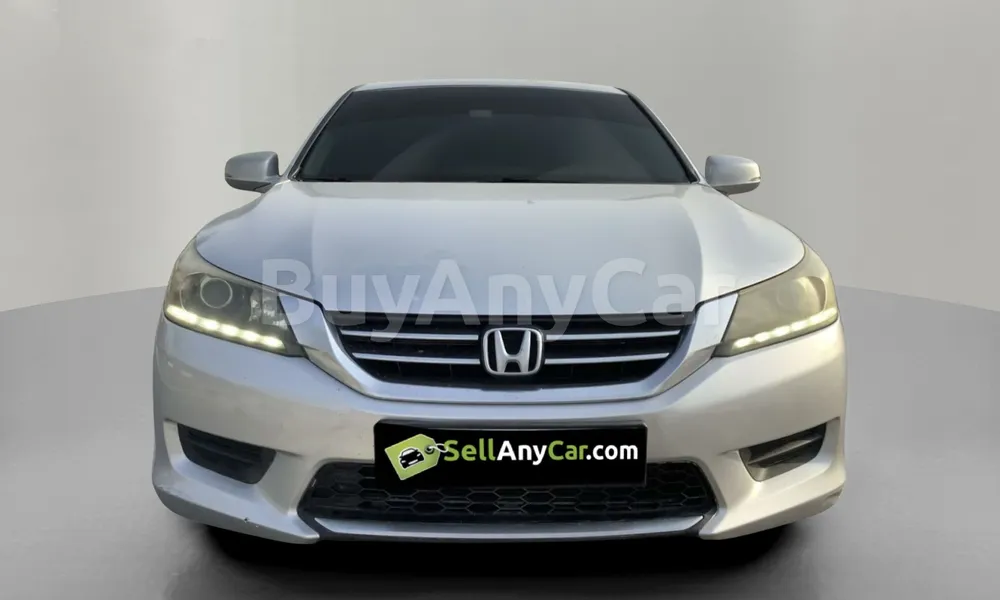Vehicle photo 1