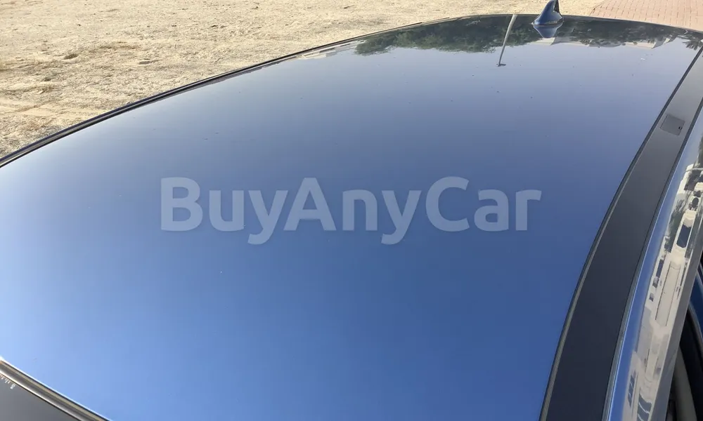 Vehicle photo 5